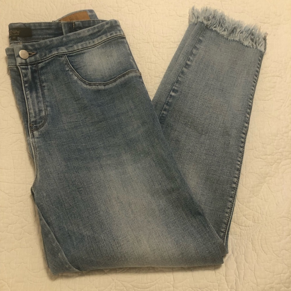 CENIA  high rise fringed stretch convijean blue jeans boutique size 14